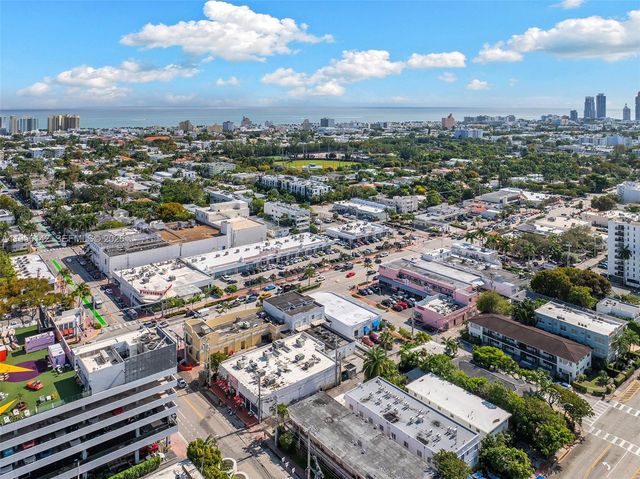 1558 Alton Rd, Miami Beach, FL 33139