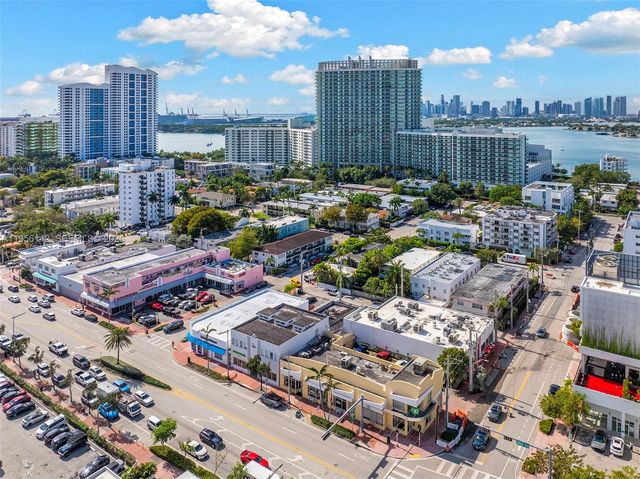 1558 Alton Rd, Miami Beach, FL 33139