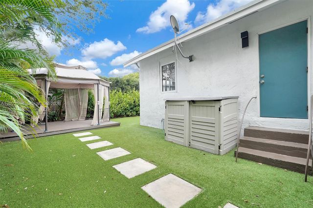 19 NE 48th St 1, Miami, FL 33137