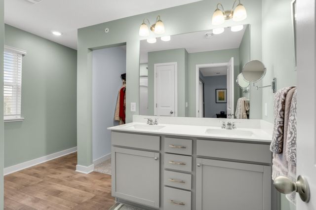 13832 Kaylemore Trail, Rosemount, MN 55068