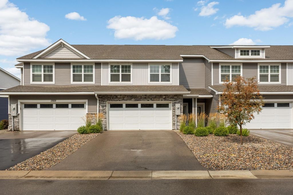 13832 Kaylemore Trail, Rosemount, MN 55068