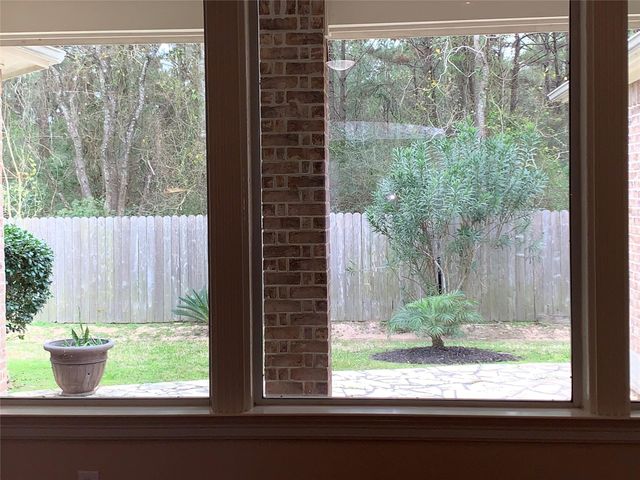 1990 Saint Edmunds Crossing, Dickinson, TX 77539