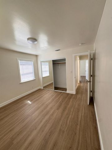 4501-4812 , C Roosevelt Ave, Sacramento, CA 95820