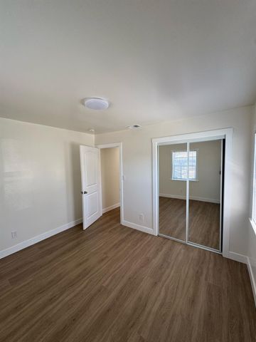 4501-4812 , C Roosevelt Ave, Sacramento, CA 95820
