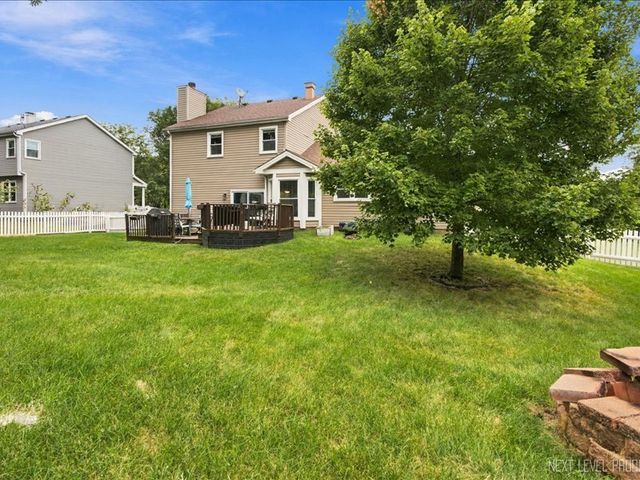 356 Wildwood Drive, North Aurora, IL 60542