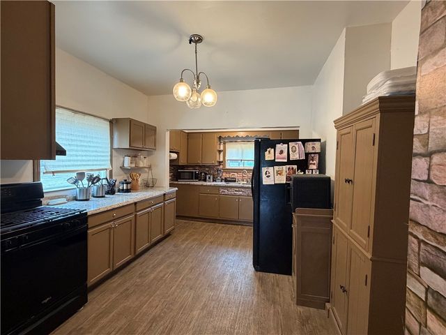 840 Beckford St, New Castle, PA 16101
