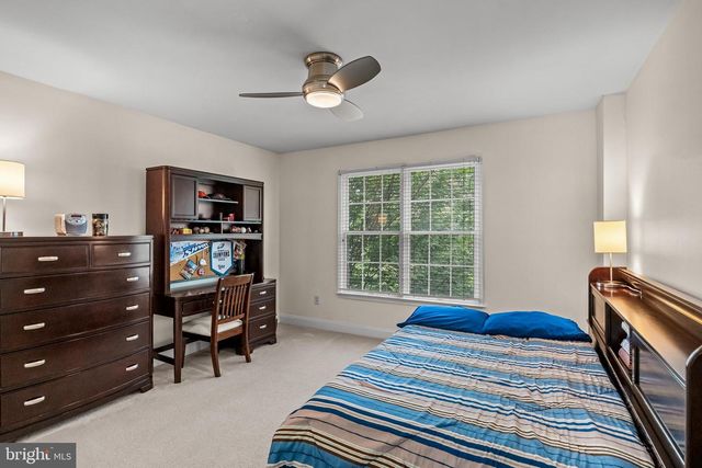 144 COUNTRY CLUB DR, Moorestown, NJ 08057