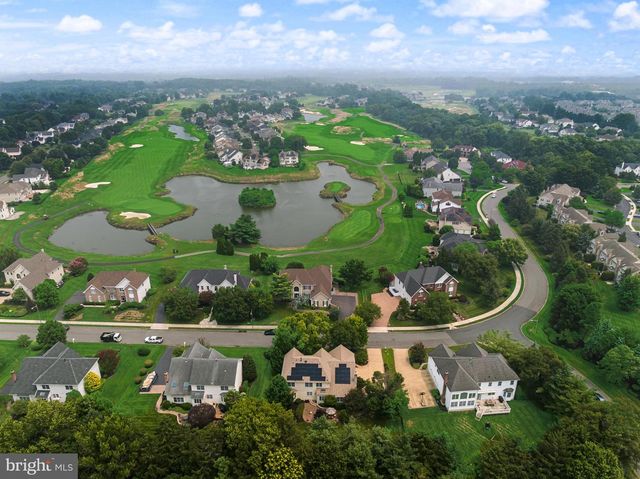144 COUNTRY CLUB DR, Moorestown, NJ 08057