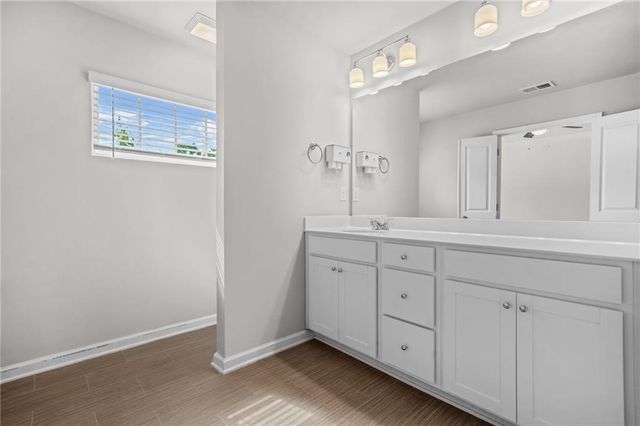 3181 Meadowstone Lane SW, Atlanta, GA 30331