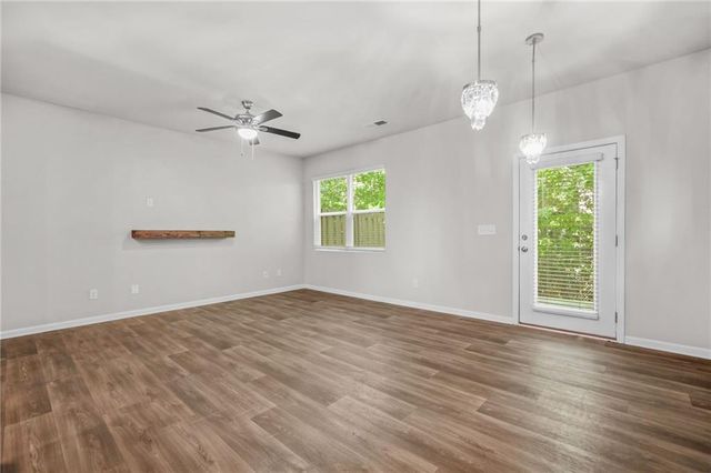 3181 Meadowstone Lane SW, Atlanta, GA 30331