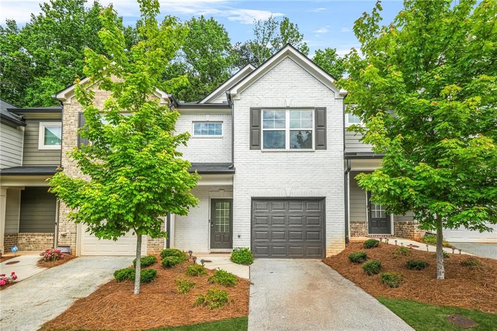 3181 Meadowstone Lane SW, Atlanta, GA 30331