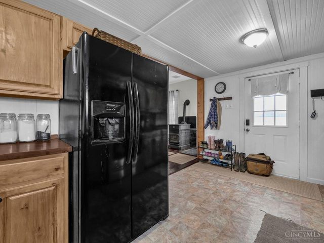 901 Oak Grove Road, Clark Twp, OH 45146