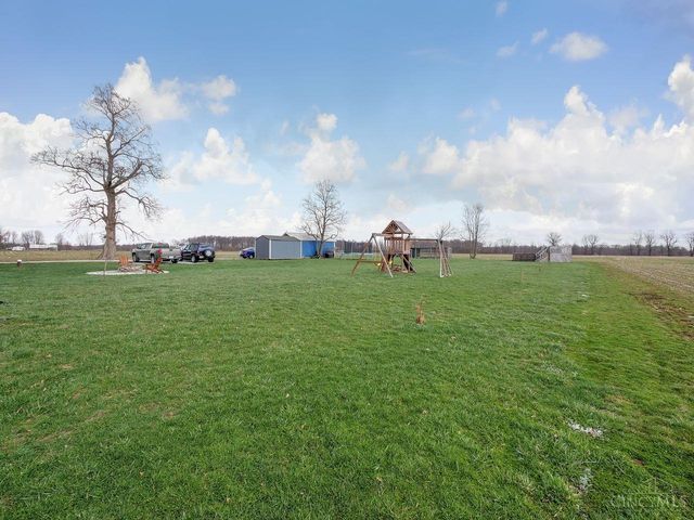 901 Oak Grove Road, Clark Twp, OH 45146