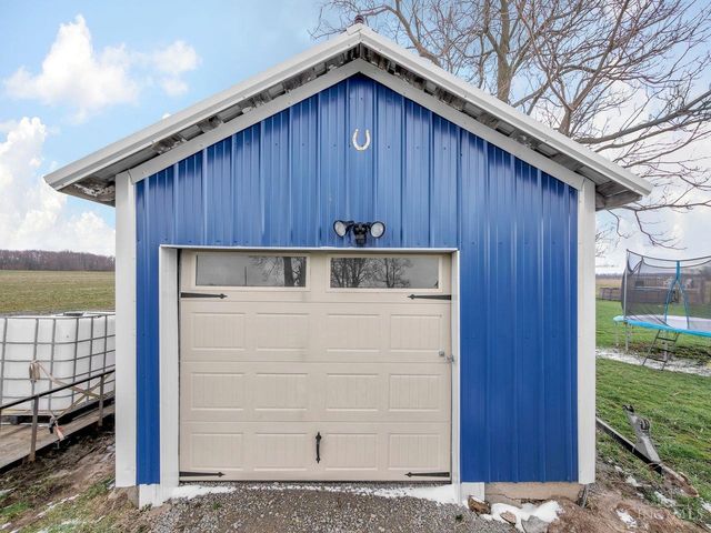 901 Oak Grove Road, Clark Twp, OH 45146