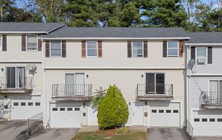 423 Grafton St 7, Worcester, MA 01604