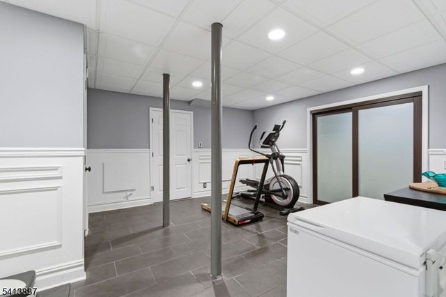 8 Spring Hunter Ct, Green Twp., NJ 07821