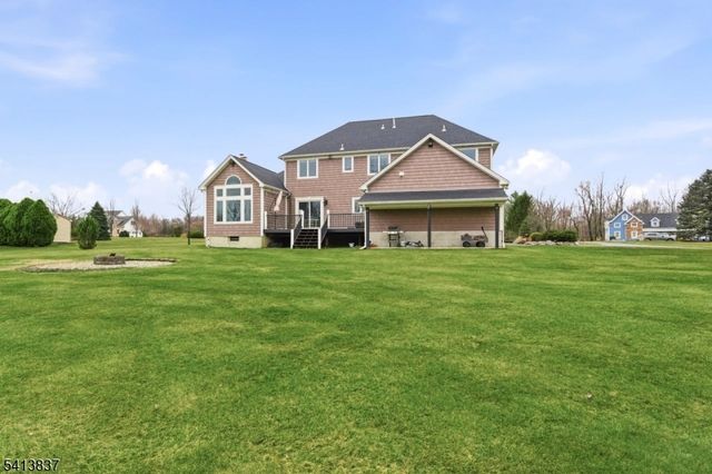 8 Spring Hunter Ct, Green Twp., NJ 07821