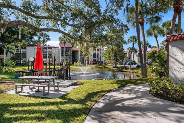 3223 BENEVA ROAD 101, Sarasota, FL 34232