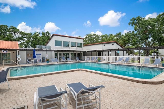 3223 BENEVA ROAD 101, Sarasota, FL 34232