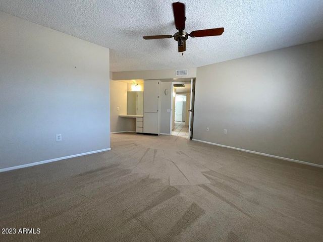16810 N Boswell Boulevard, Sun City, AZ 85351