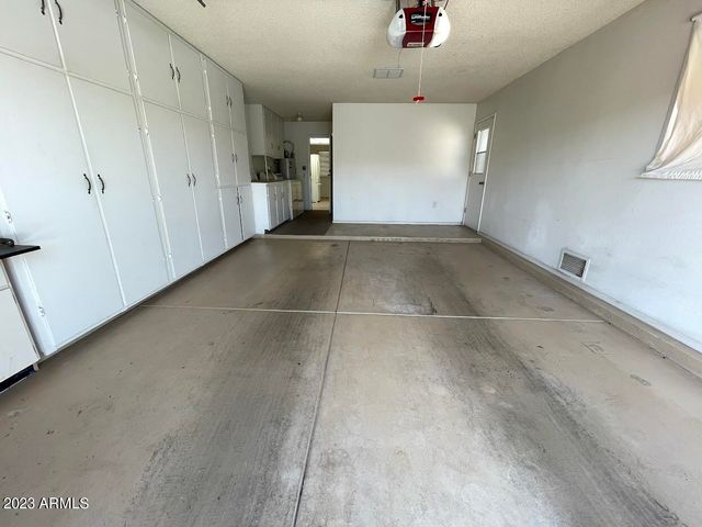 16810 N Boswell Boulevard, Sun City, AZ 85351