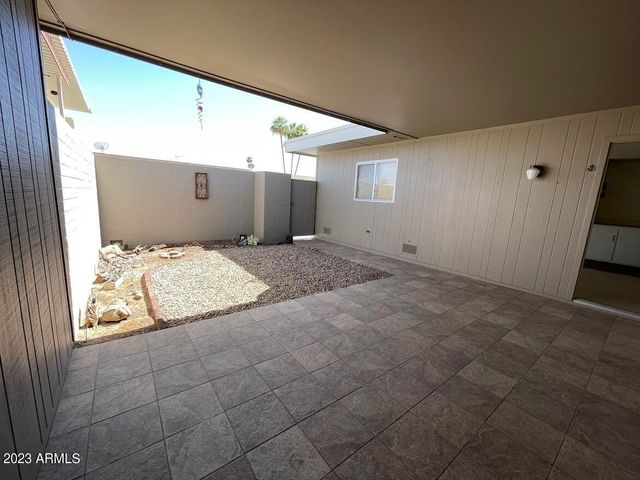 16810 N Boswell Boulevard, Sun City, AZ 85351