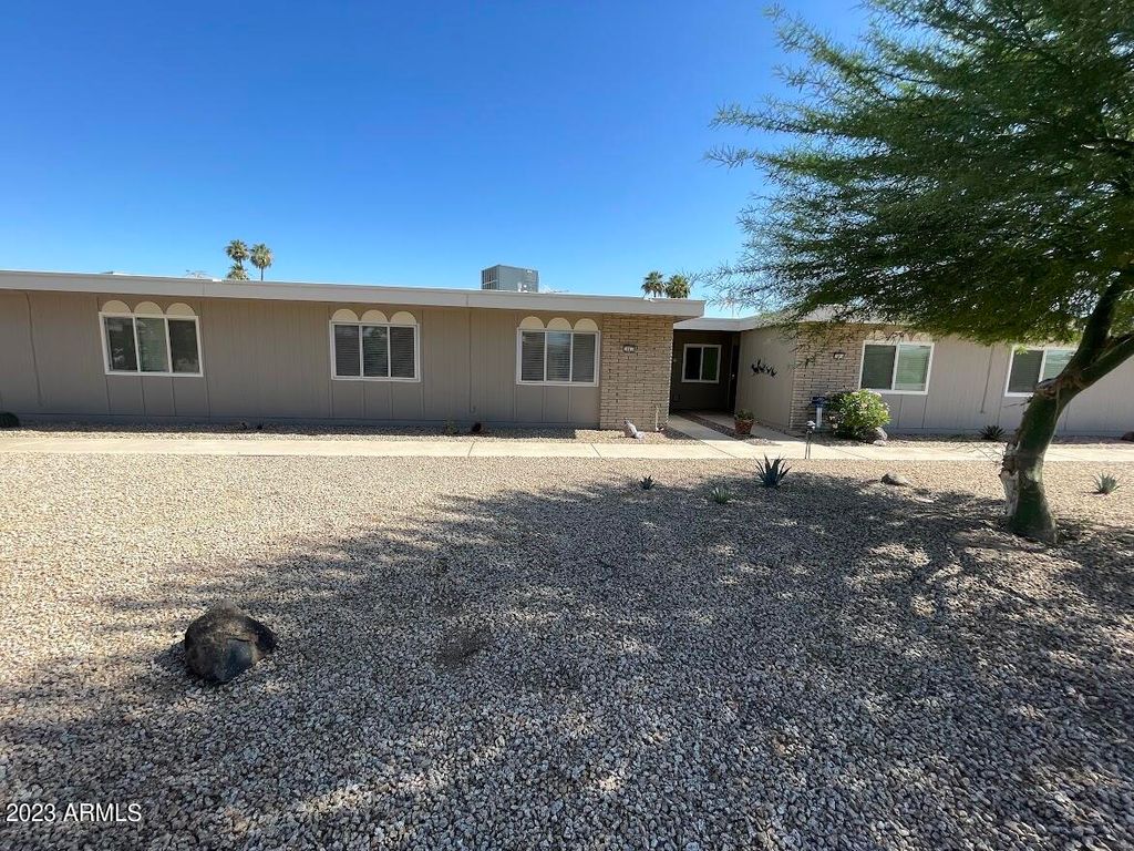 16810 N Boswell Boulevard, Sun City, AZ 85351