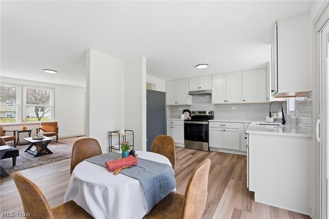 1065 Shadowlawn Drive, Ravenna, OH 44266