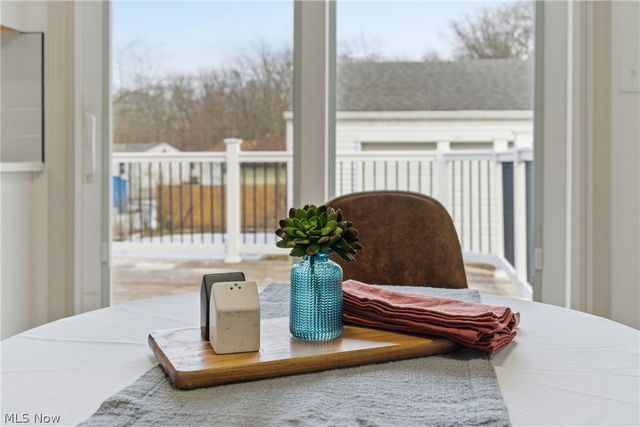 1065 Shadowlawn Drive, Ravenna, OH 44266