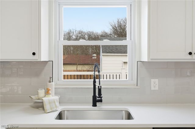 1065 Shadowlawn Drive, Ravenna, OH 44266