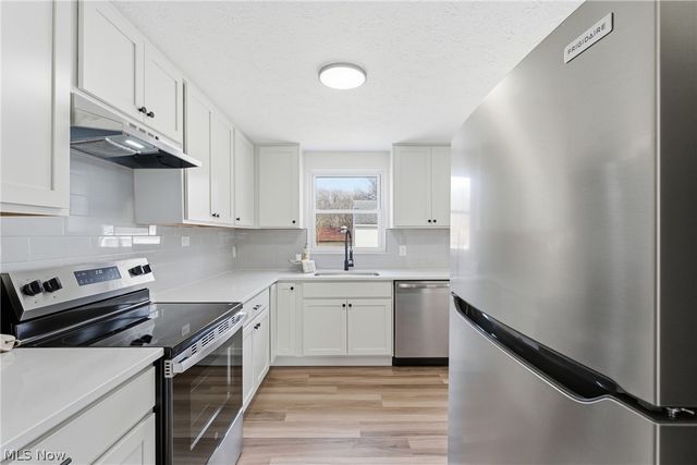 1065 Shadowlawn Drive, Ravenna, OH 44266