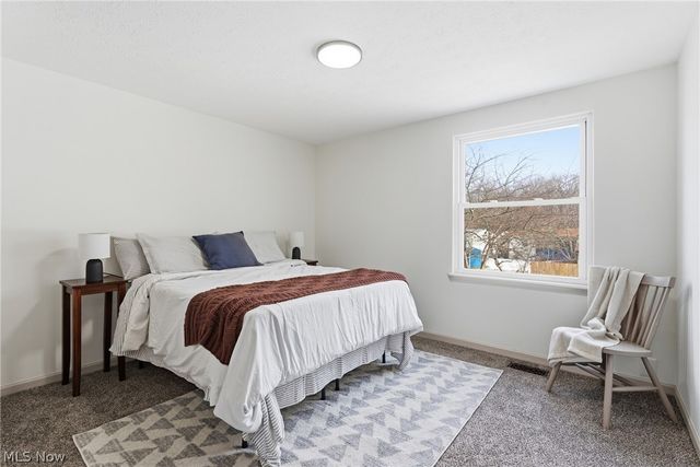 1065 Shadowlawn Drive, Ravenna, OH 44266