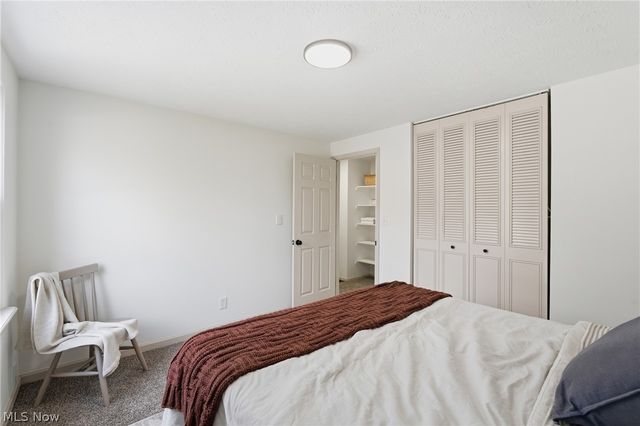 1065 Shadowlawn Drive, Ravenna, OH 44266