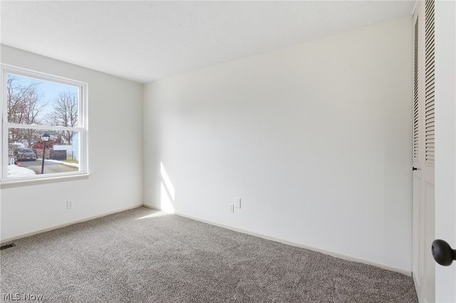 1065 Shadowlawn Drive, Ravenna, OH 44266