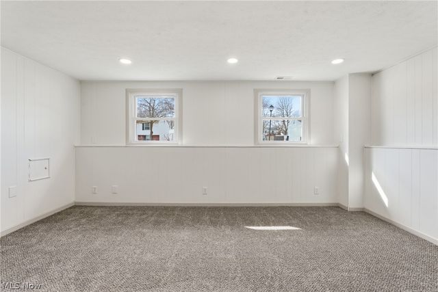 1065 Shadowlawn Drive, Ravenna, OH 44266