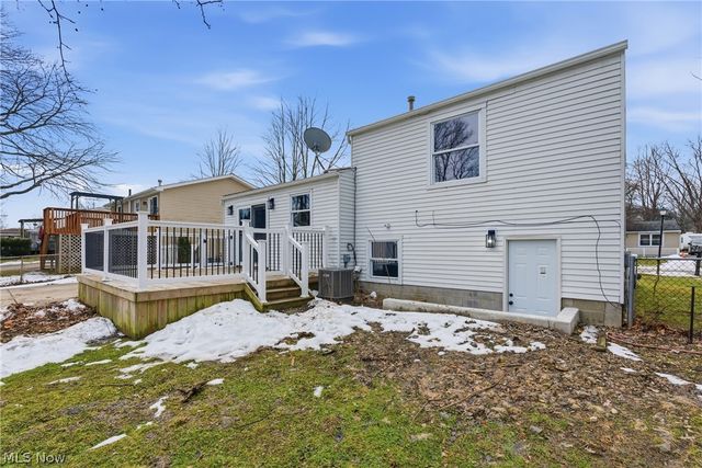 1065 Shadowlawn Drive, Ravenna, OH 44266