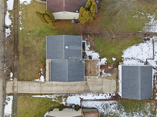 1065 Shadowlawn Drive, Ravenna, OH 44266