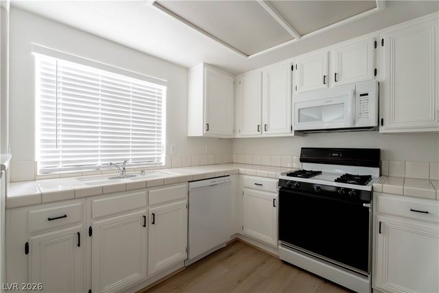 356 Seine Way 356, Henderson, NV 89014