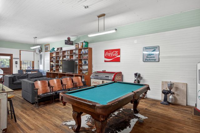 11710 Nashville Hwy, Baxter, TN 38544