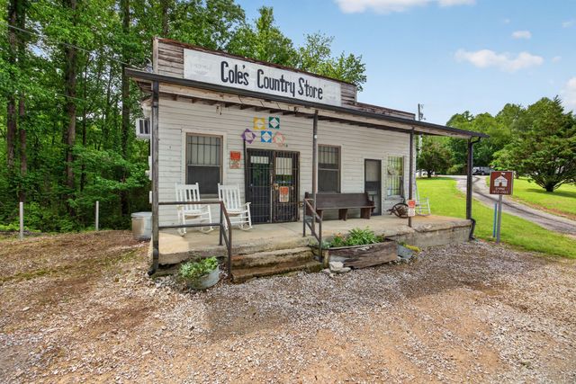 11710 Nashville Hwy, Baxter, TN 38544