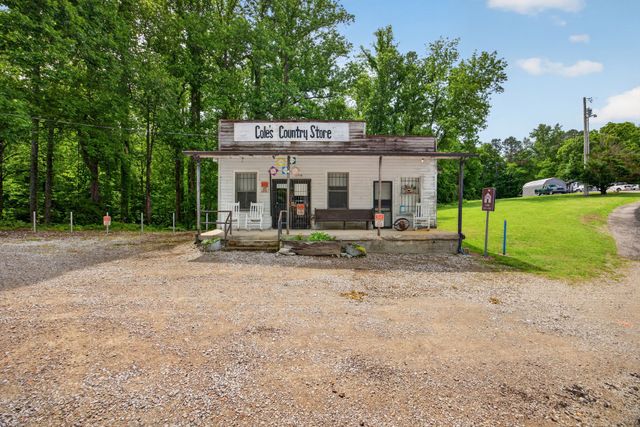 11710 Nashville Hwy, Baxter, TN 38544