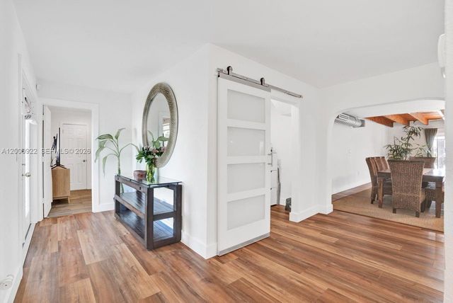 17501 NW 85th Ave, Hialeah, FL 33015