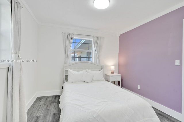 17501 NW 85th Ave, Hialeah, FL 33015