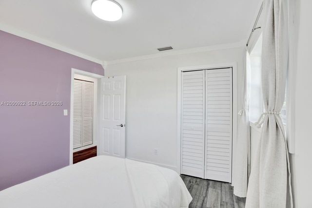 17501 NW 85th Ave, Hialeah, FL 33015