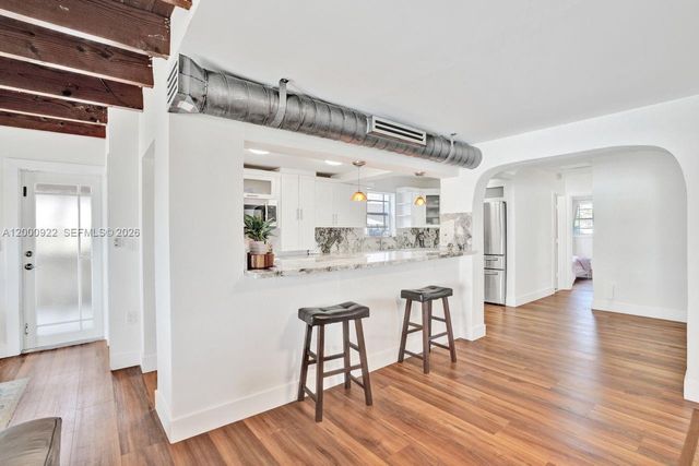 17501 NW 85th Ave, Hialeah, FL 33015