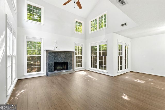 1730 Paddlewheel Drive NE, Marietta, GA 30062