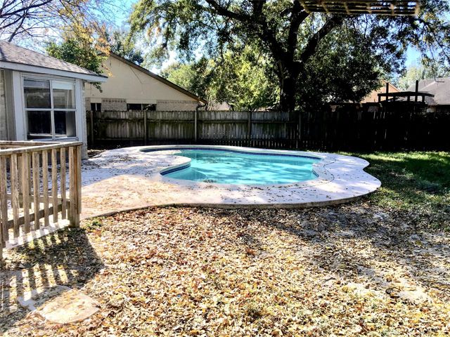 14626 W Wind Hollow Cir Circle, Houston, TX 77040