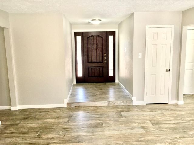 14626 W Wind Hollow Cir Circle, Houston, TX 77040