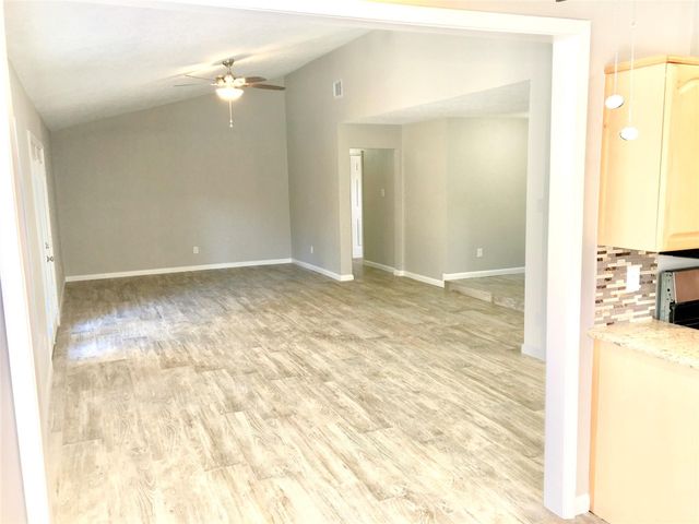 14626 W Wind Hollow Cir Circle, Houston, TX 77040