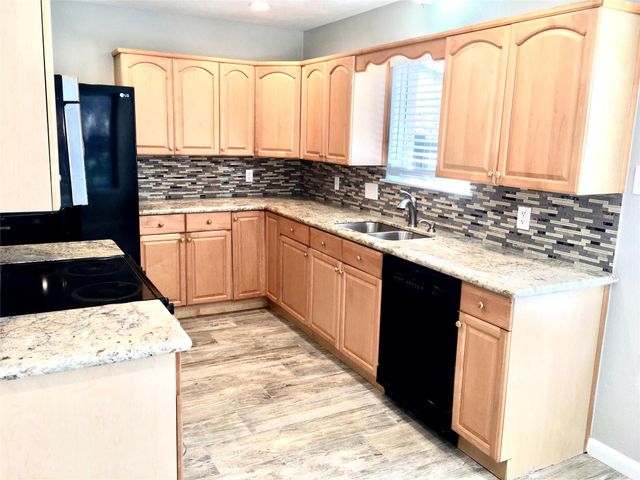 14626 W Wind Hollow Cir Circle, Houston, TX 77040